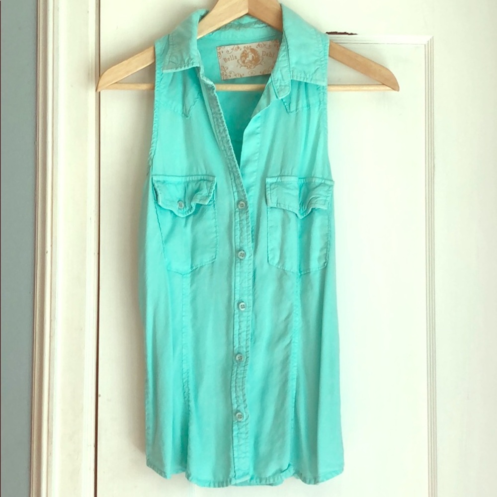 Bella Dahl - sleeveless button down, size M